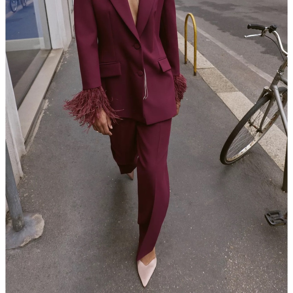 Zara high waisted straight leg burgundy pants size S nwt